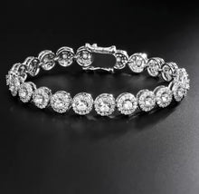 Load image into Gallery viewer, Round Diamond Bracelet
